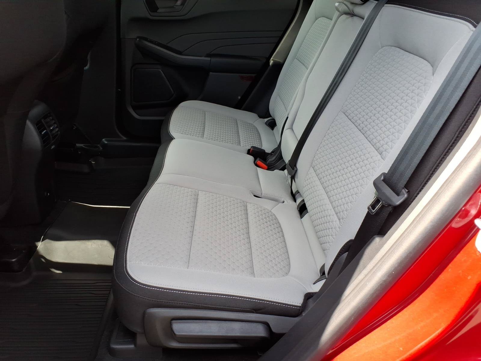 Certified 2023 Ford Escape Active AWD/4WD image 11