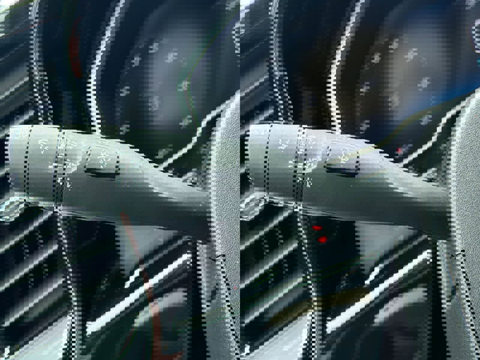 Used 2024 Chevrolet Silverado 2500 LTZ w/ LTZ Plus Package image 28