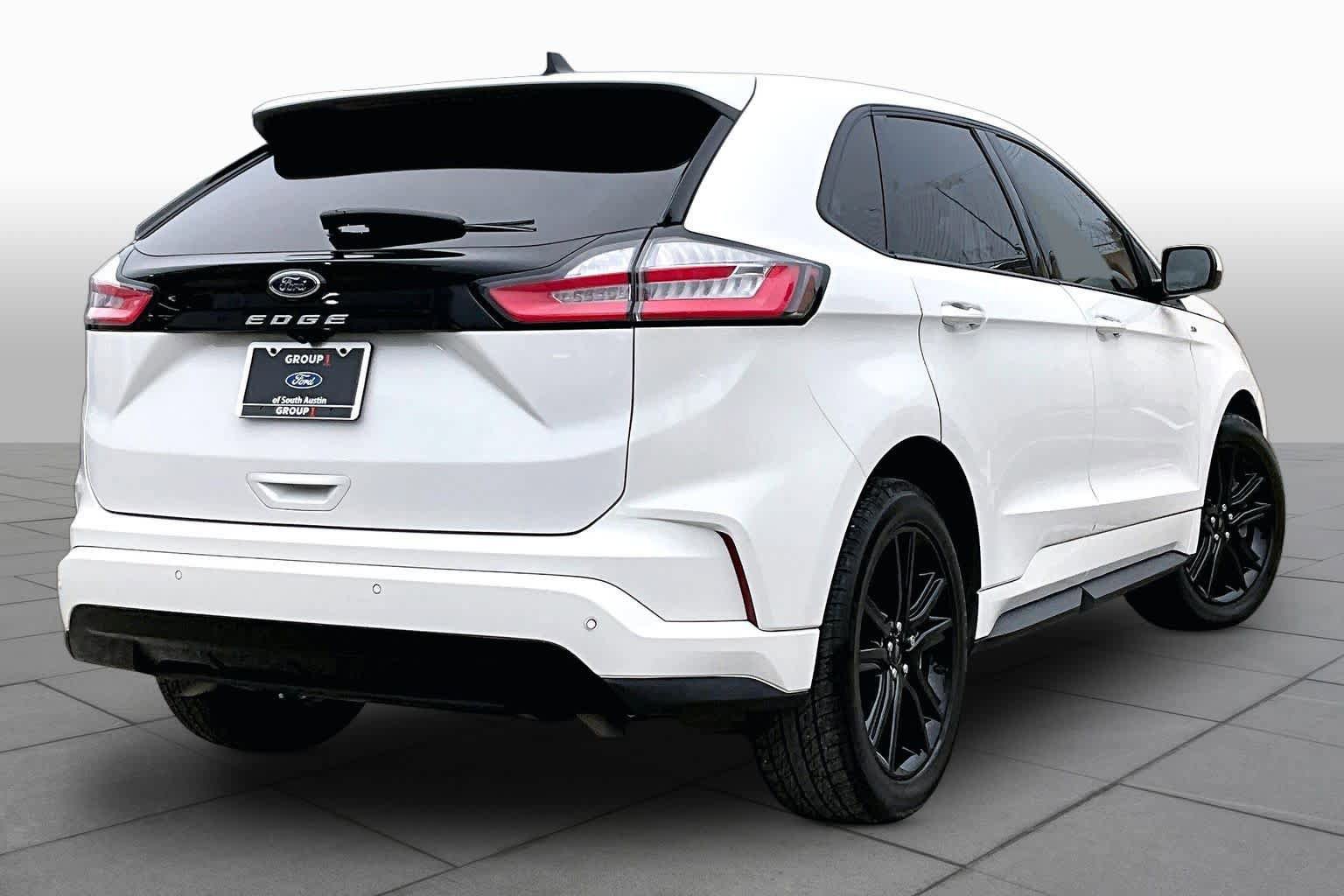 Certified 2022 Ford Edge ST-Line AWD/4WD image 12