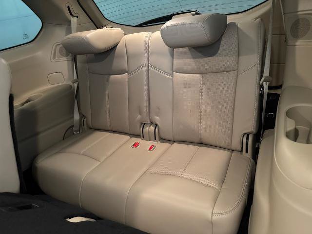 Used 2018 Nissan Pathfinder Platinum FWD image 26