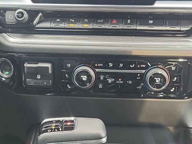 Used 2025 Chevrolet Silverado 1500 High Country w/ Midnight Edition AWD/4WD image 17