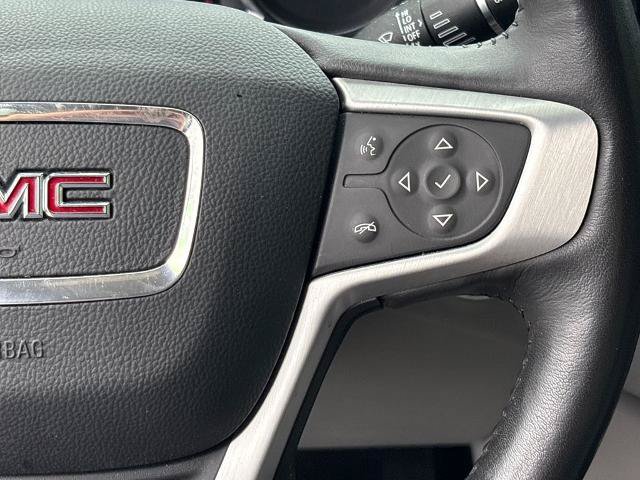 Used 2022 GMC Terrain SLT w/ Tech Package FWD image 20