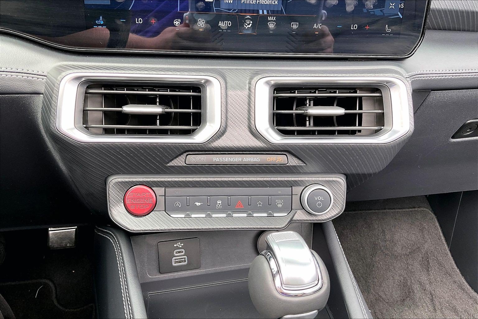 Certified 2025 Ford Mustang GT Premium RWD image 32