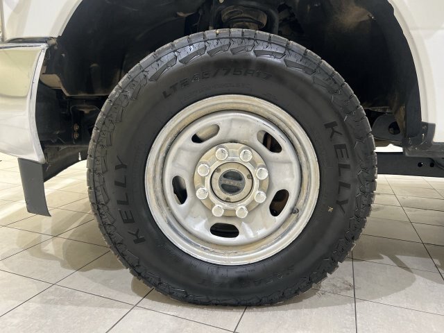 Certified 2019 Ford F250 XL w/ XL Value Package AWD/4WD image 26