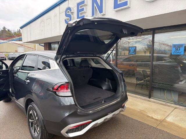 Used 2023 Kia Sportage LX image 12