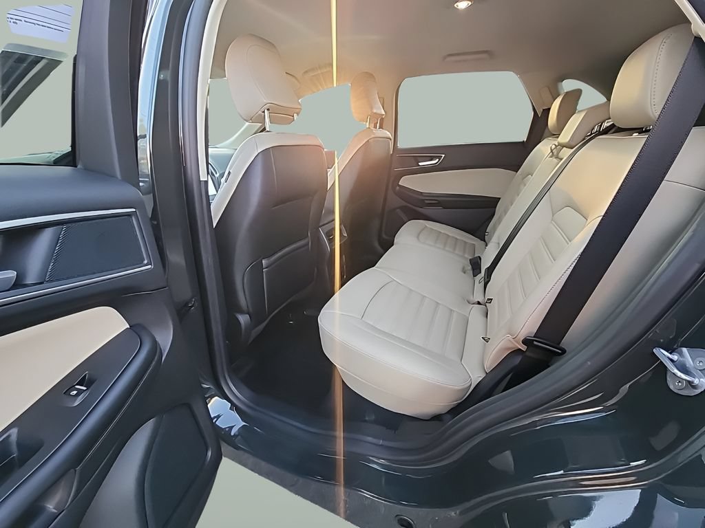 Certified 2024 Ford Edge SEL w/ Convenience Package AWD/4WD image 20