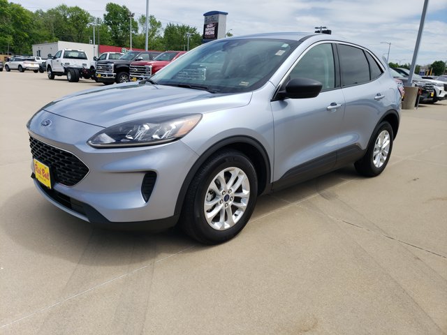 Certified 2022 Ford Escape SE w/ Convenience Package FWD image 3