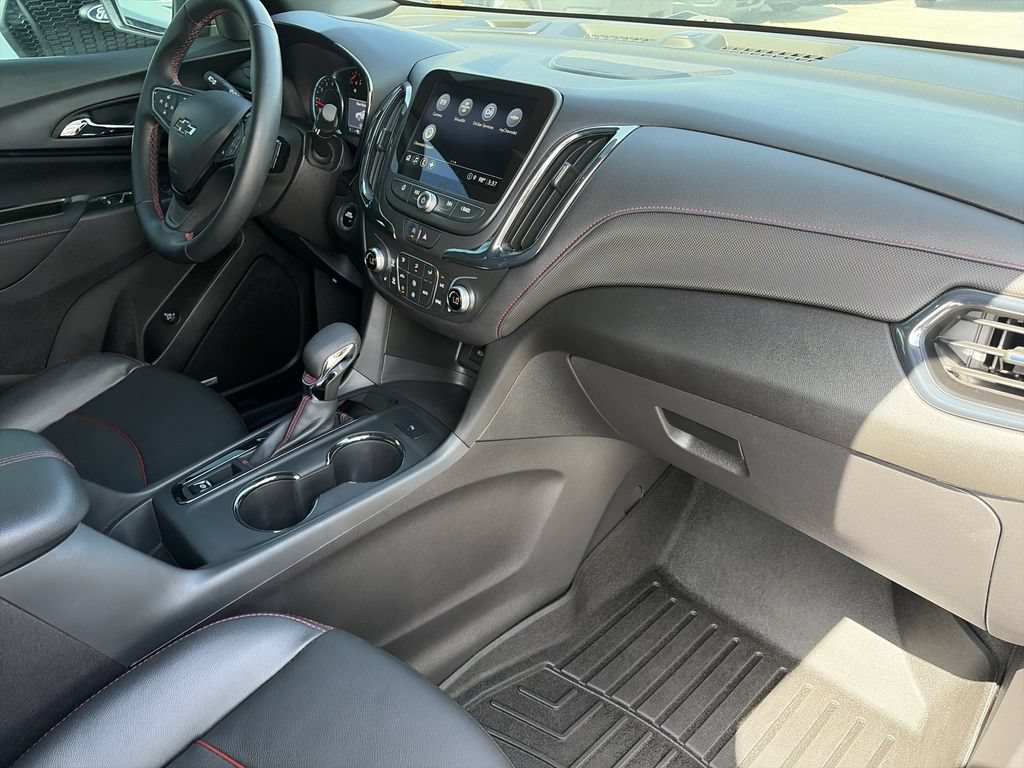 Used 2024 Chevrolet Equinox RS w/ RS Leather Package FWD image 34