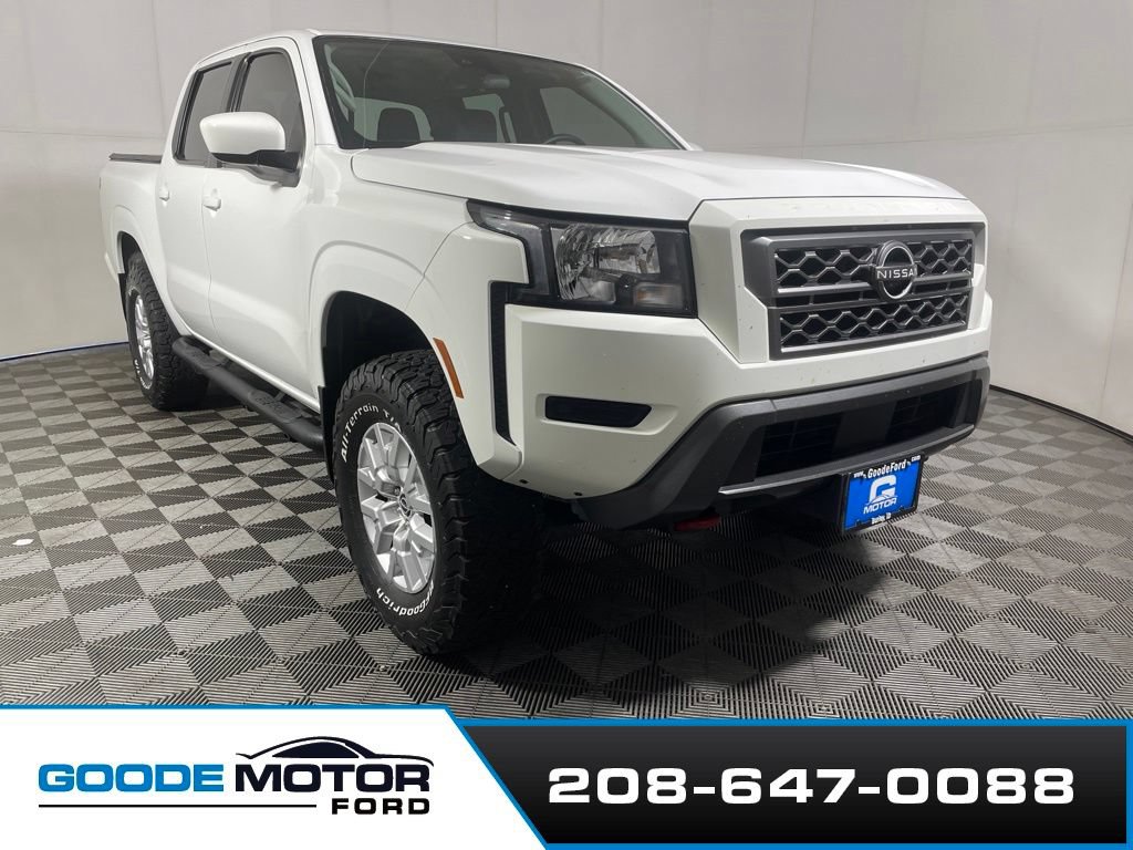 Used 2022 Nissan Frontier SV w/ Technology Package AWD/4WD image 2