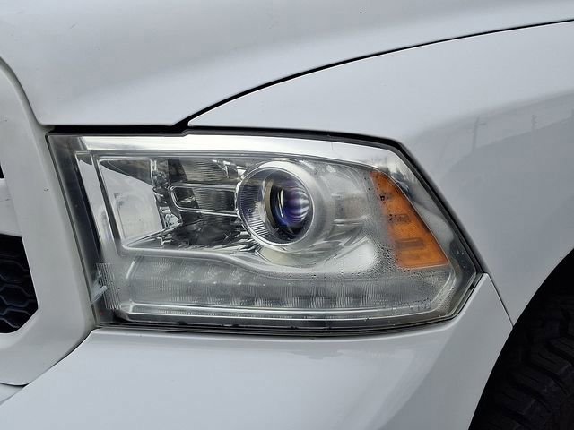 Used 2018 RAM 1500 ST image 6