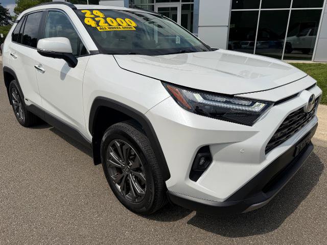 Used 2024 Toyota RAV4 Limited w/ Advanced Technology Package AWD/4WD image 4