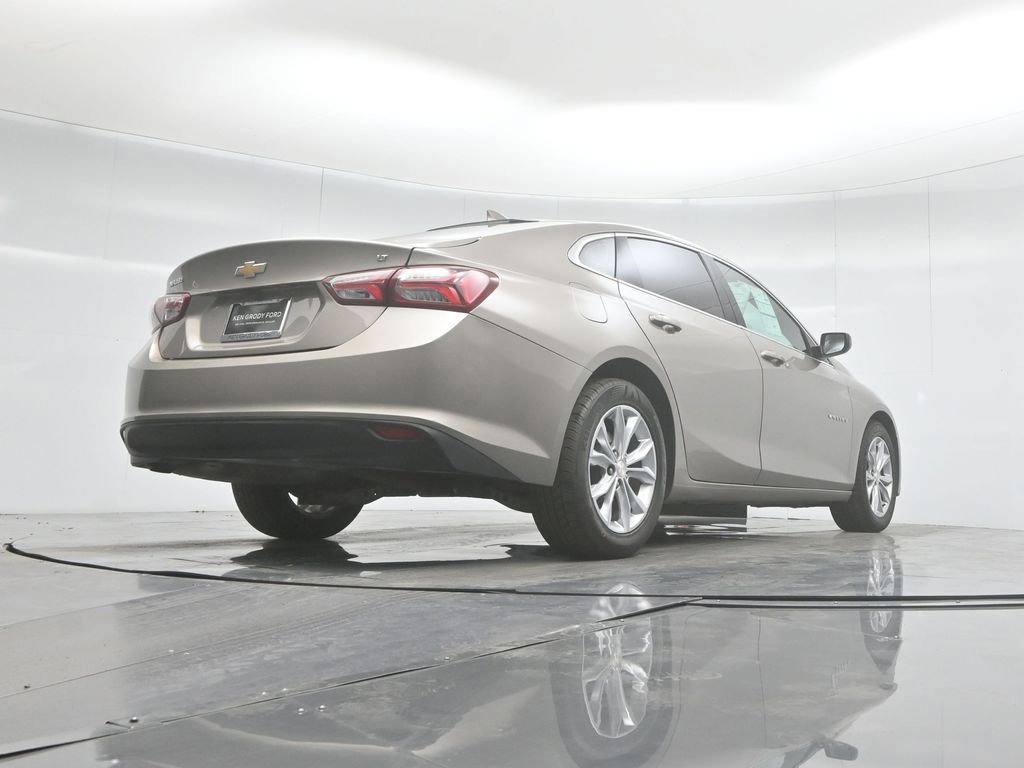 Used 2022 Chevrolet Malibu LT image 17