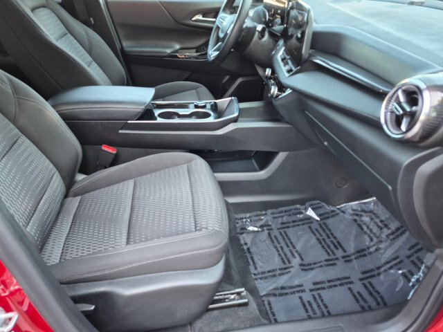 Used 2026 Chevrolet Equinox LT FWD image 26