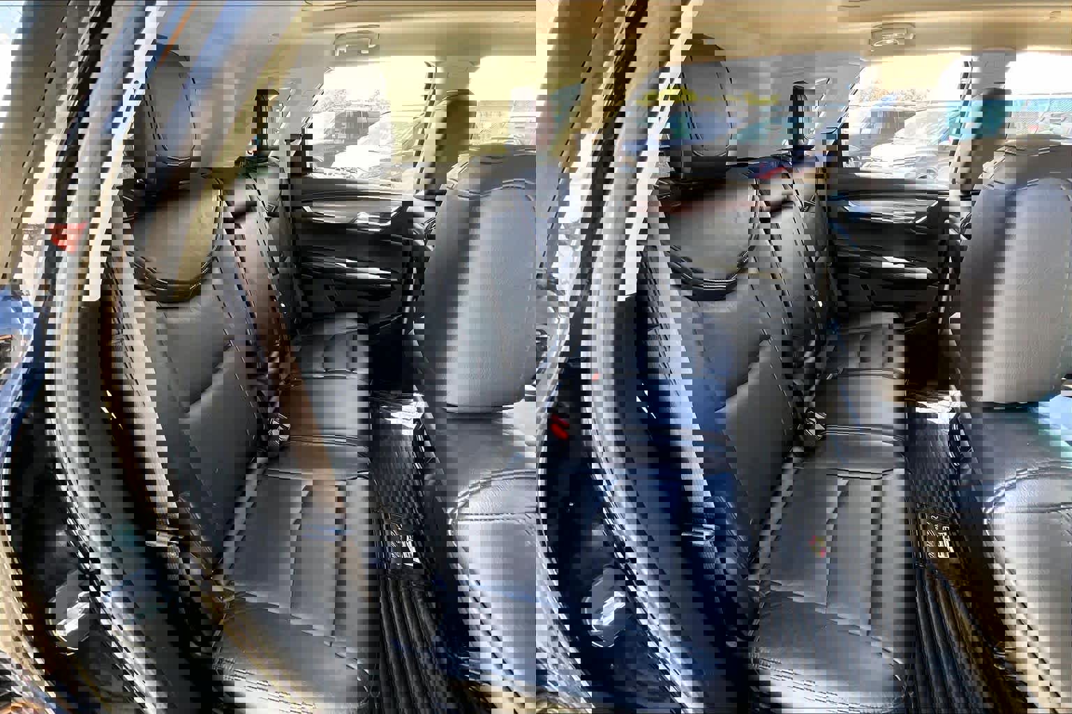 Used 2017 Cadillac XT5 Luxury w/ Driver Awareness Package image 19