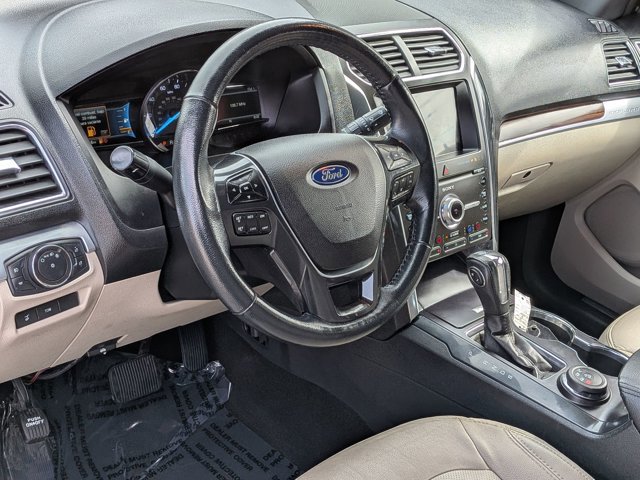 Certified 2019 Ford Explorer Limited w/ Class III Trailer Tow Package AWD/4WD image 12