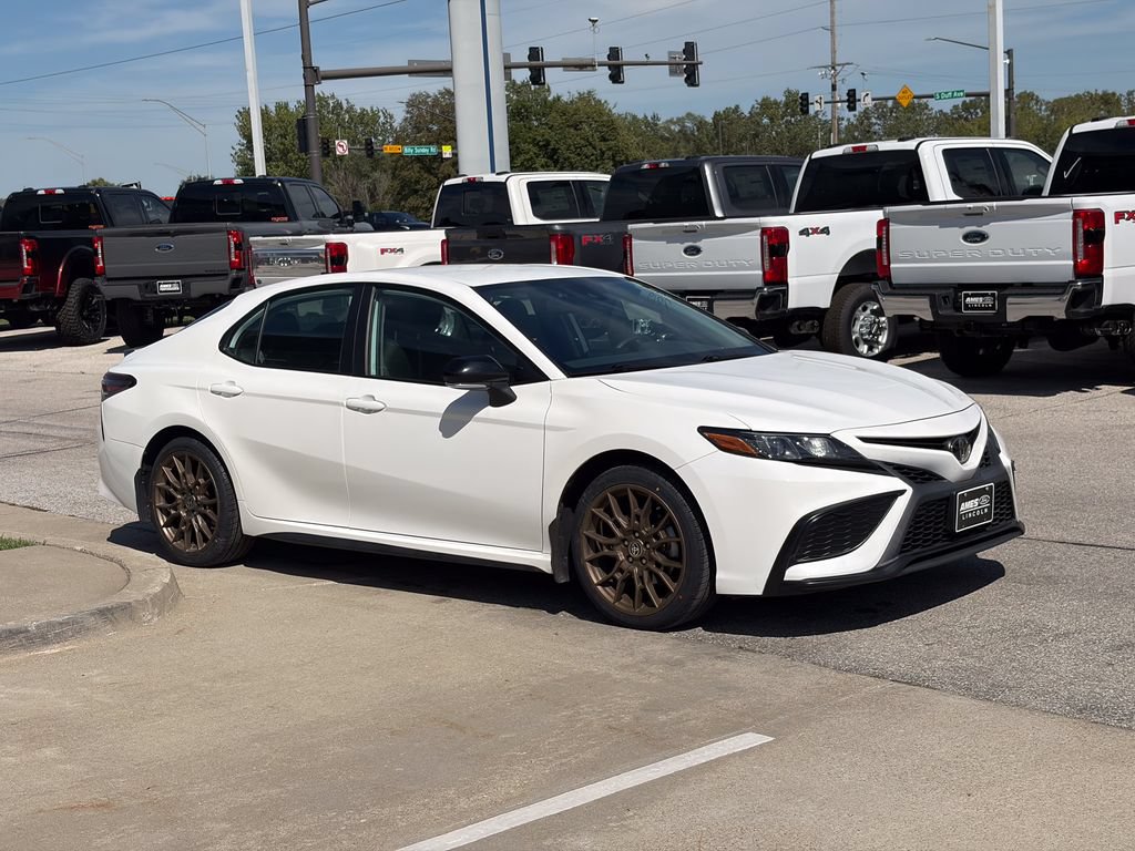 Used 2023 Toyota Camry SE w/ Convenience Package FWD image 7