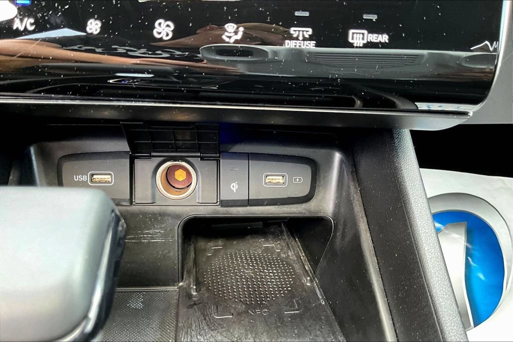 Used 2022 Hyundai Santa Cruz Limited AWD/4WD image 19