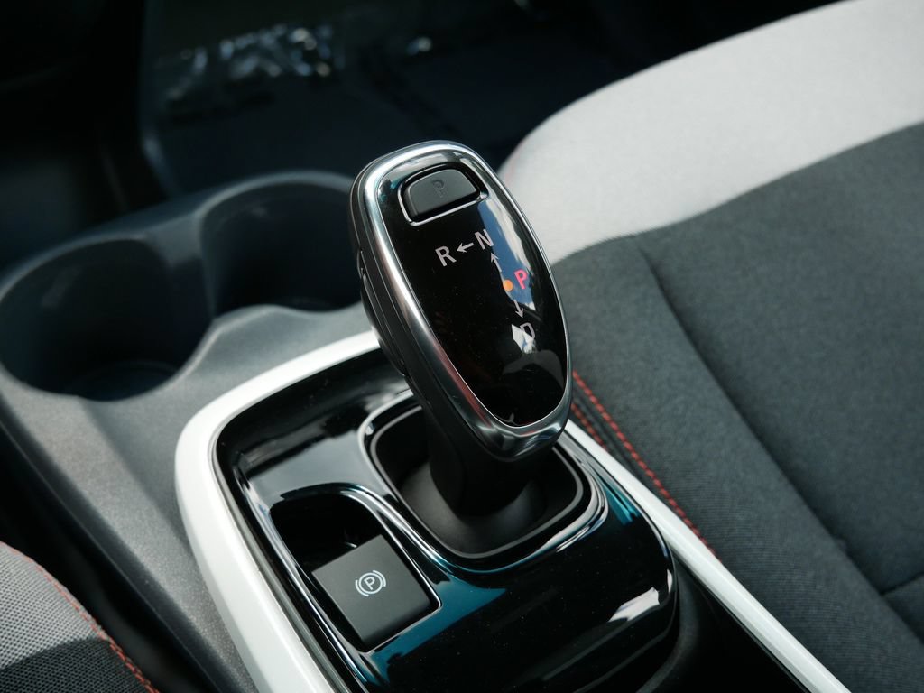 Used 2020 Chevrolet Bolt LT FWD image 25