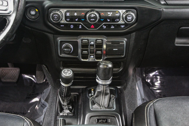 Used 2021 Jeep Wrangler Unlimited Sahara AWD/4WD image 21