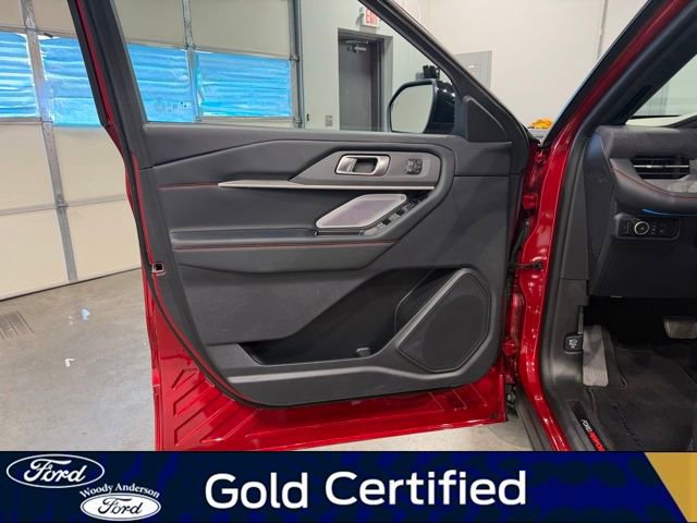 Certified 2025 Ford Explorer ST w/ Sun And Sound Package AWD/4WD image 24