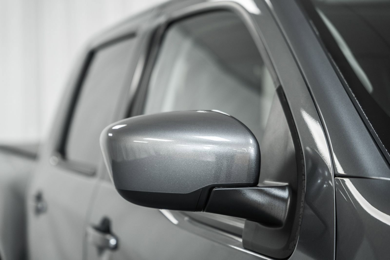 Used 2023 Nissan Frontier SV w/ SV Premium Package image 18