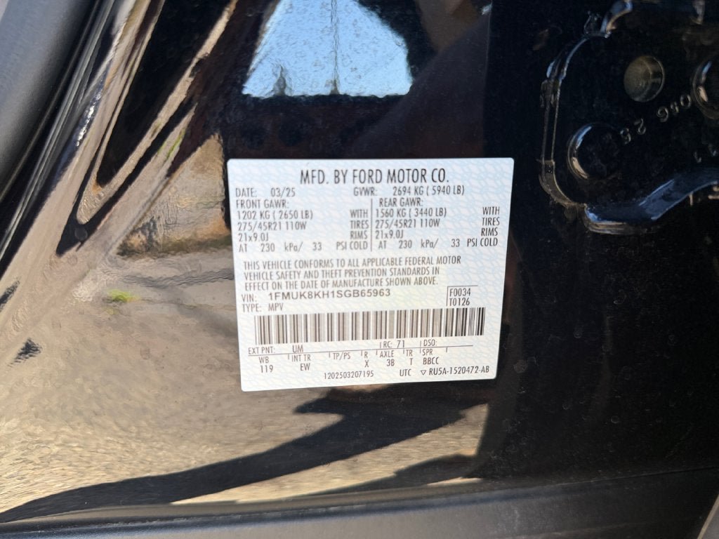 Certified 2025 Ford Explorer ST-Line w/ ST-Line Street Pack AWD/4WD image 37