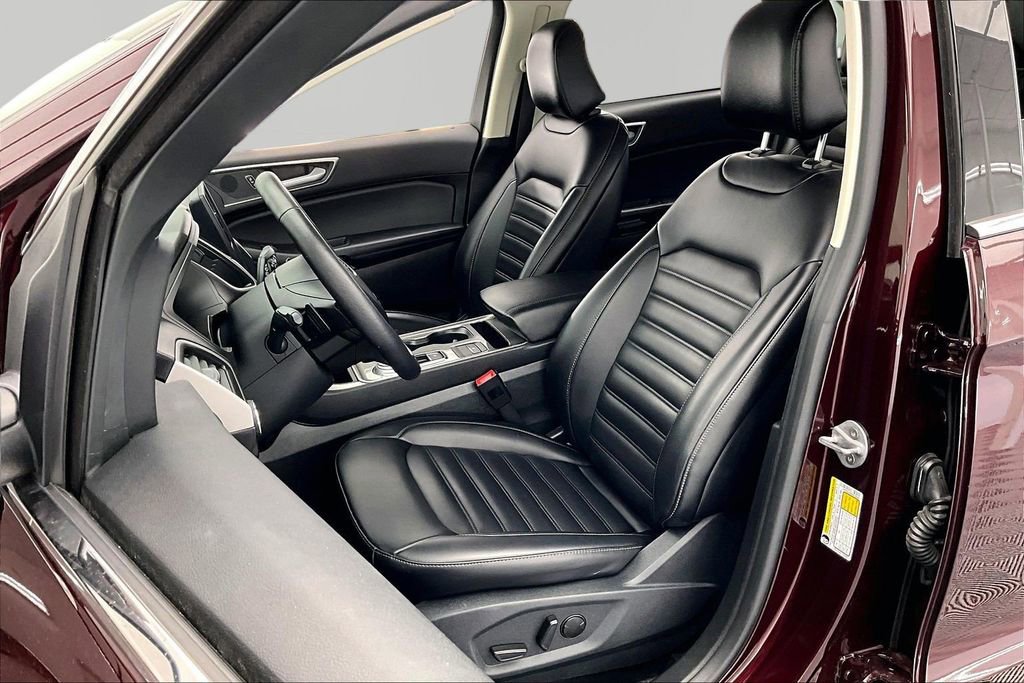 Certified 2024 Ford Edge SEL w/ Convenience Package AWD/4WD image 25