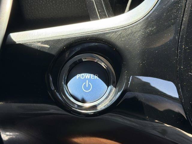 Used 2020 Toyota Prius Prime XLE FWD image 25