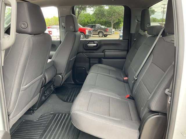 Used 2025 Chevrolet Silverado 2500 Custom w/ Custom Value Package AWD/4WD image 9
