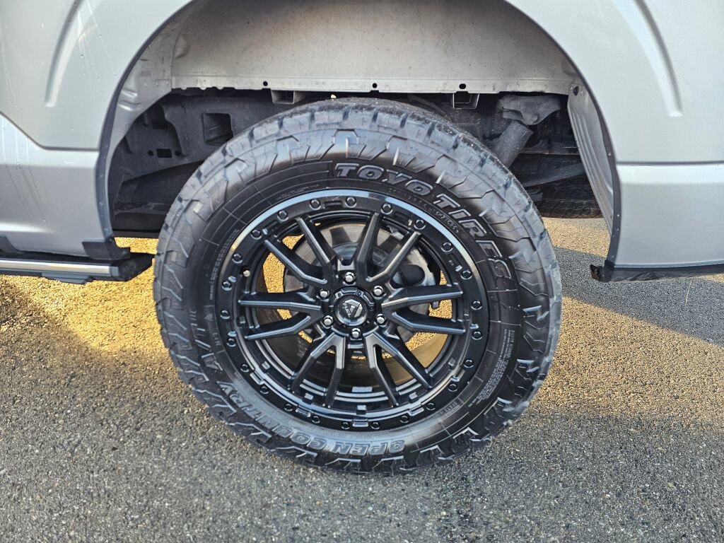 Certified 2023 Ford F150 Platinum w/ FX4 Off-Road Package image 11