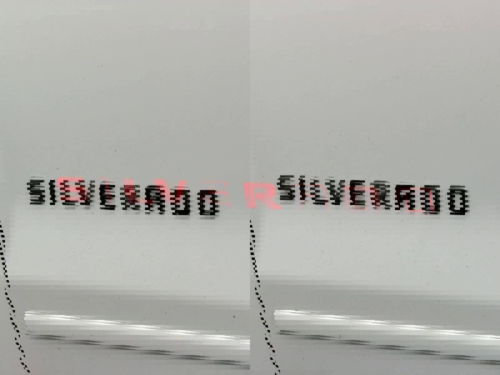 Used 2018 Chevrolet Silverado 1500 LT image 13