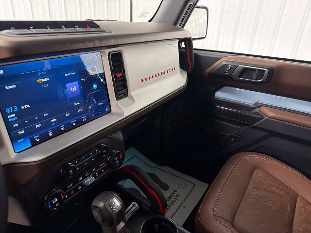Certified 2024 Ford Bronco Heritage Edition AWD/4WD image 26
