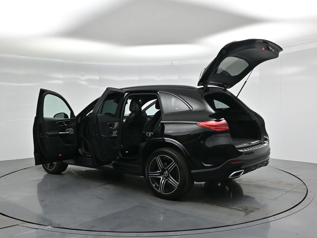 Used 2023 Mercedes-Benz GLC 300 image 54