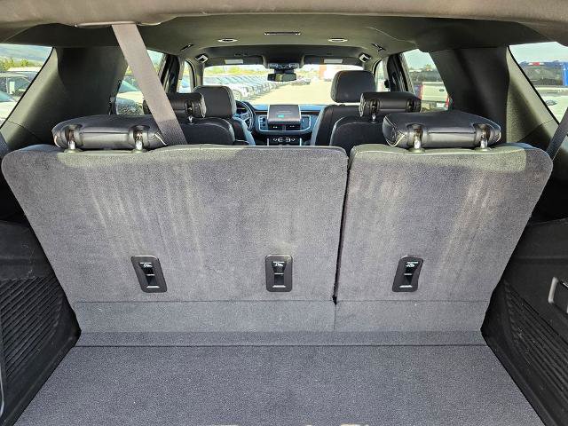 Used 2024 Chevrolet Tahoe Premier AWD/4WD image 16