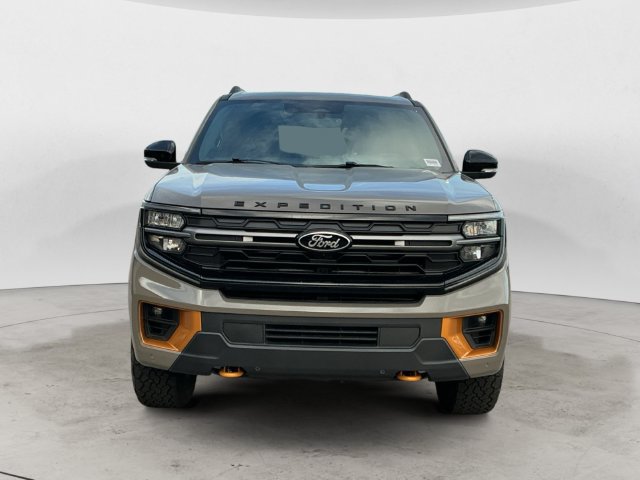 Certified 2026 Ford Expedition Tremor AWD/4WD image 2
