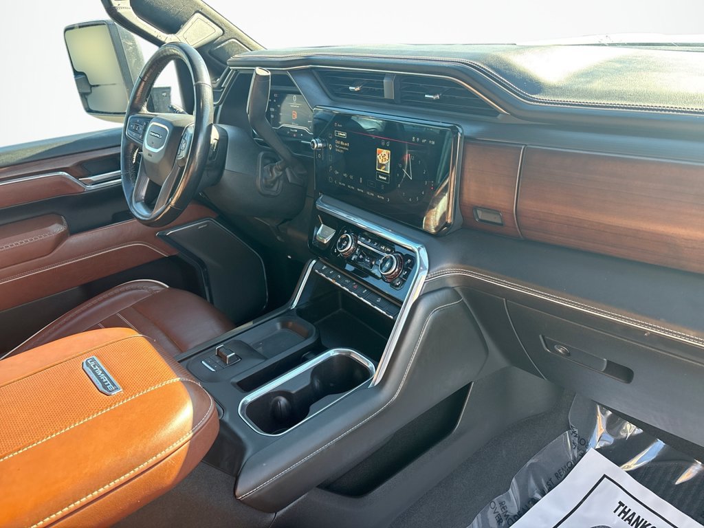 Used 2024 GMC Sierra 2500 Denali Ultimate AWD/4WD image 14