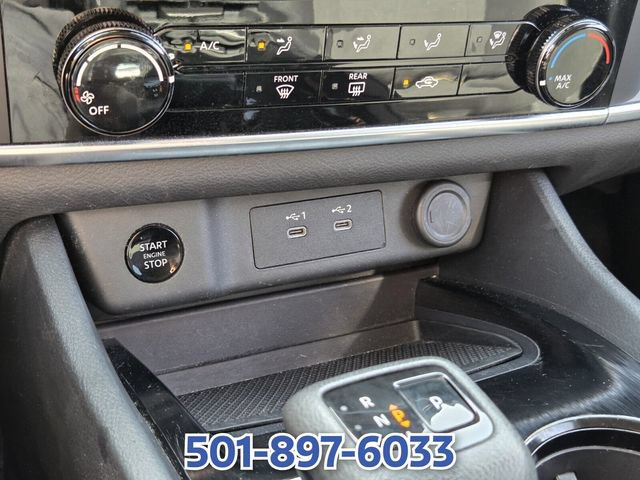 Used 2024 Nissan Rogue S FWD image 19