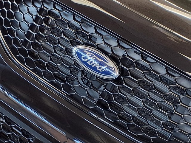 Certified 2024 Ford Edge ST-Line image 28