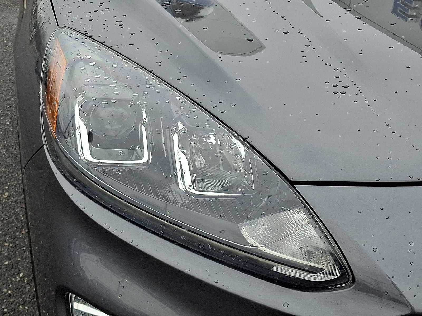 Certified 2021 Ford Escape SEL w/ Technology Package image 9