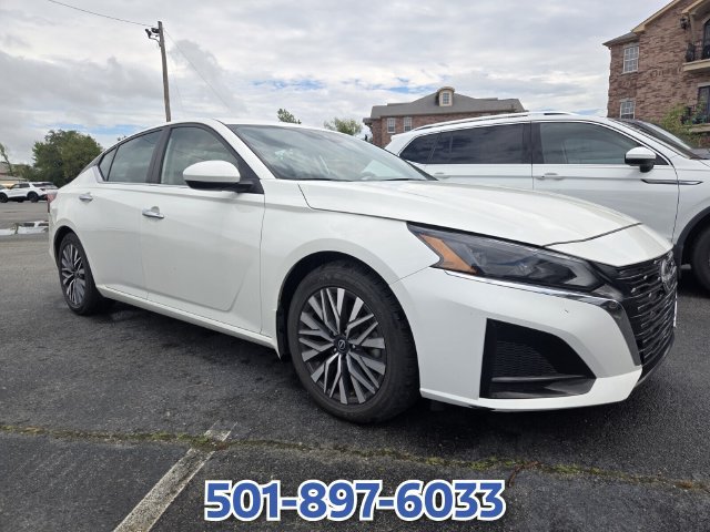 Used 2024 Nissan Altima 2.5 SV w/ SV Premium Package FWD image 7