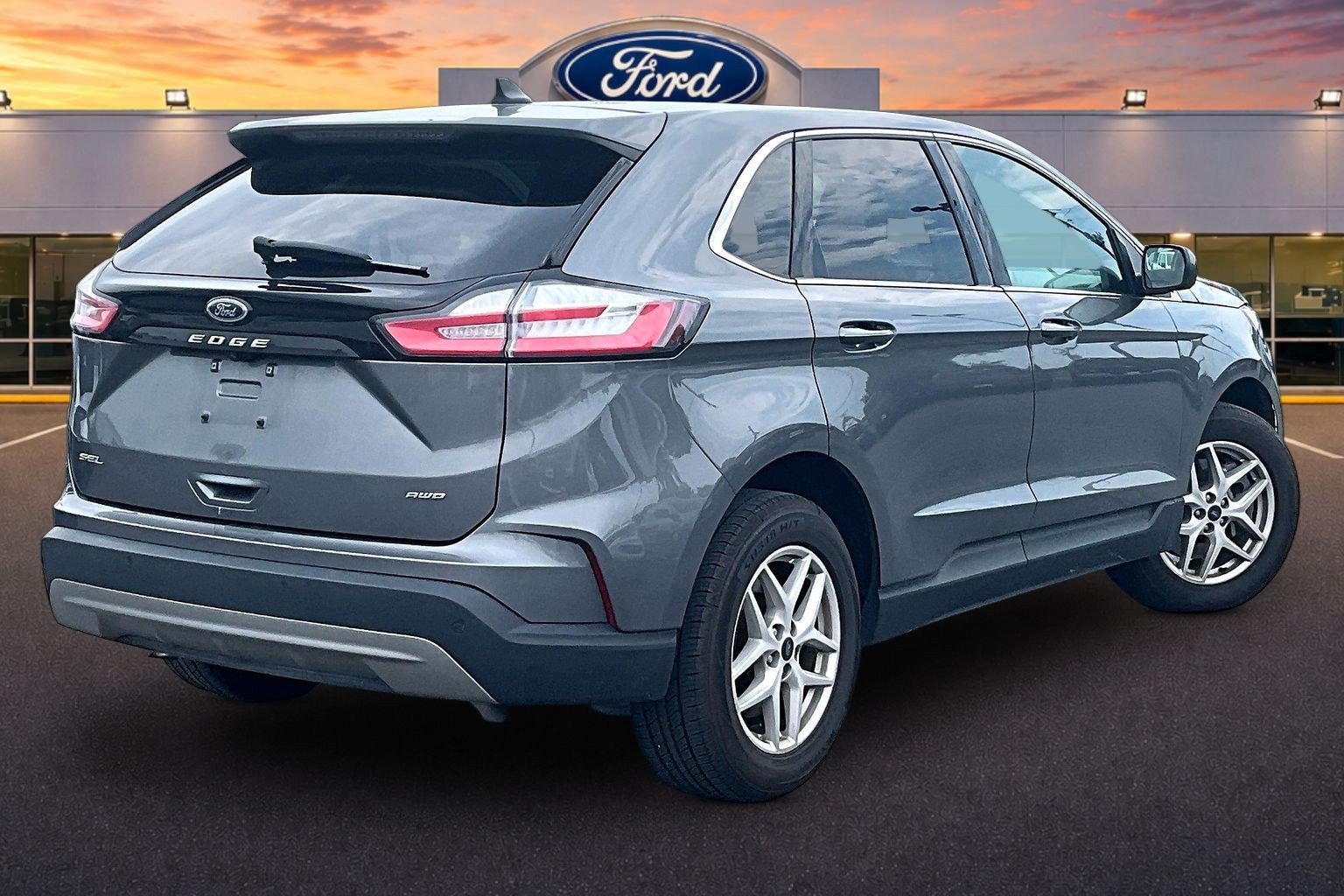 Certified 2024 Ford Edge SEL AWD/4WD image 13