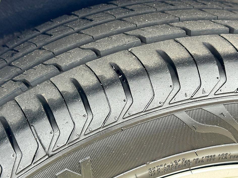 Certified 2022 Ford Transit Connect XL image 18