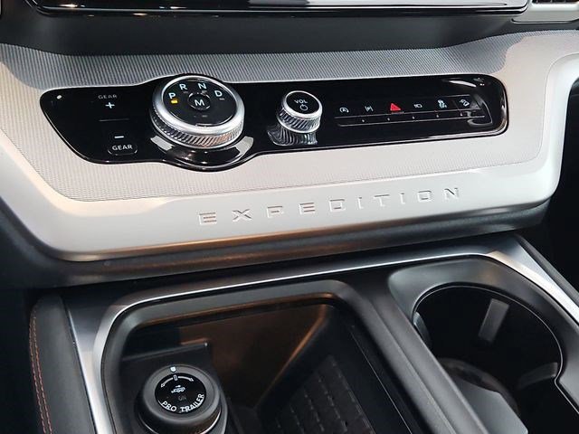 Certified 2025 Ford Expedition Max Active AWD/4WD image 29