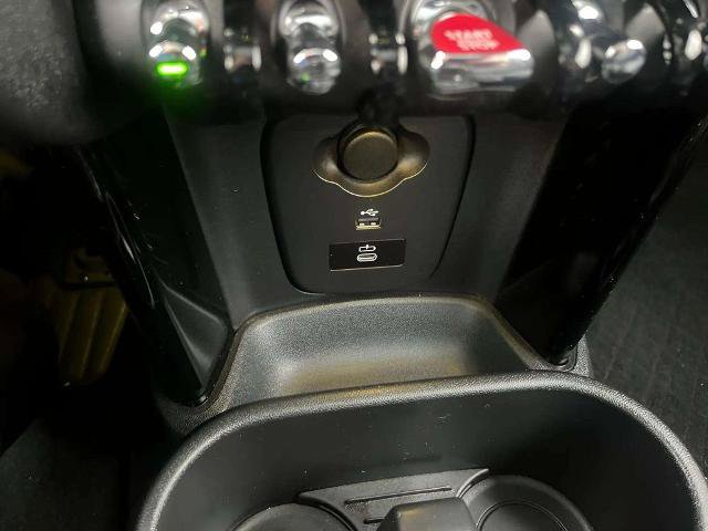Used 2023 MINI Cooper John Cooper Works w/ Driver Assistance Package FWD image 17