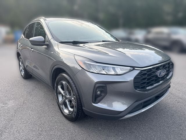 Certified 2025 Ford Escape ST-Line Select AWD/4WD video 2