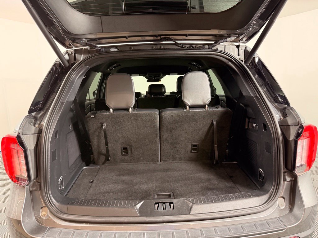 Certified 2025 Ford Explorer ST-Line w/ ST-Line Street Pack AWD/4WD image 13