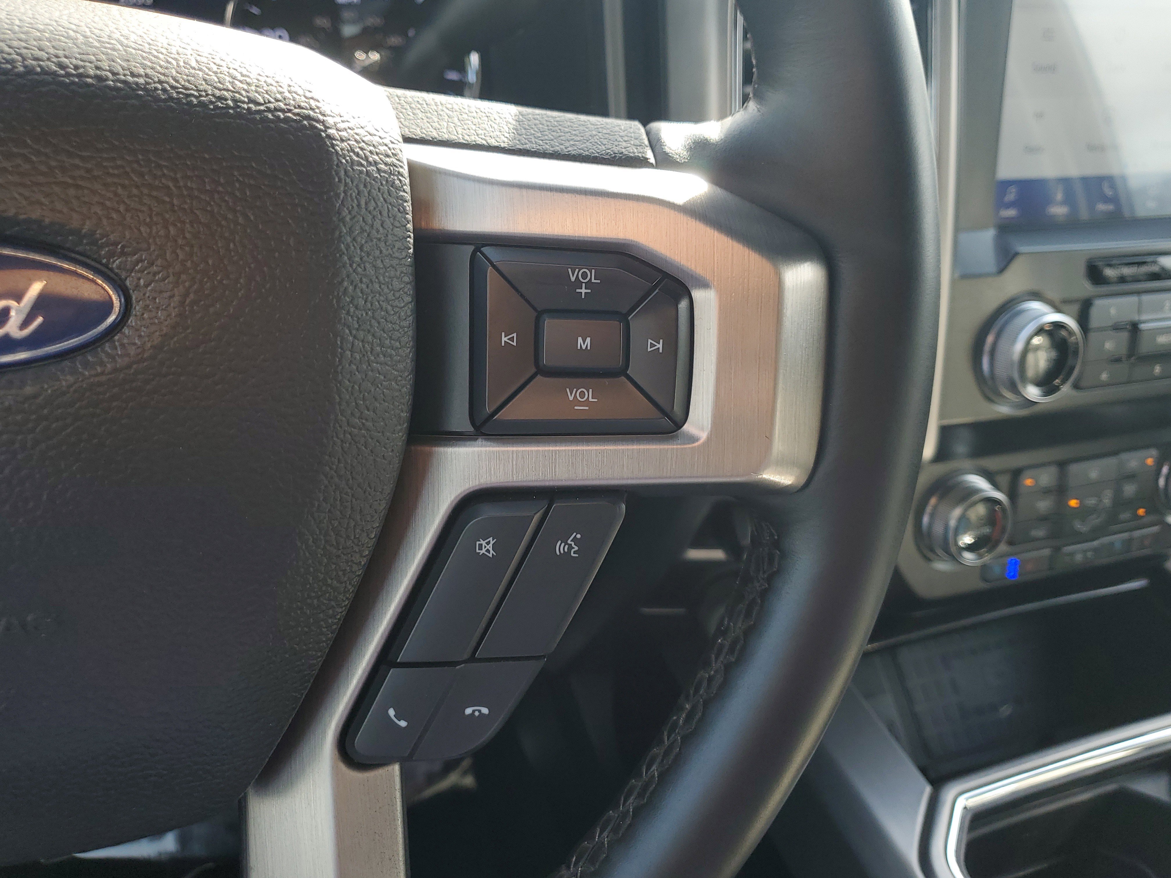 Certified 2021 Ford F250 Platinum w/ FX4 Off-Road Package image 23