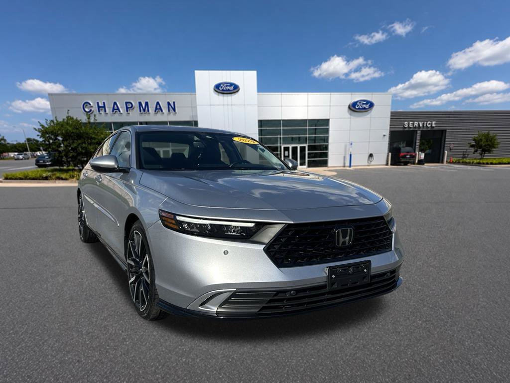 Used 2024 Honda Accord Touring image 7