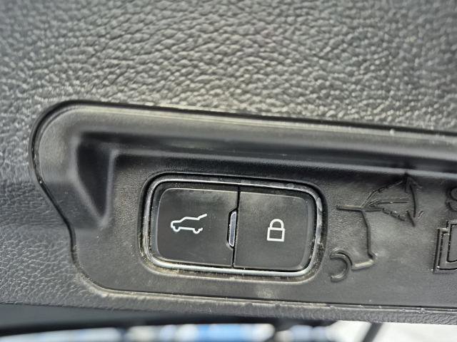 Certified 2020 Ford Explorer Limited w/ Class III Trailer Tow Package image 13