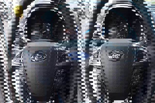 Certified 2021 Ford Edge SEL w/ Convenience Package image 20